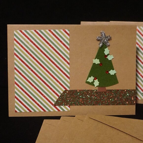 Set of 4 Kraft Holiday Christmas Handmade Greeting Cards with 3D Flocked Tree - Picture 2 of 3